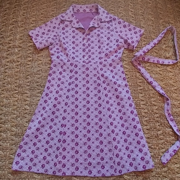 Vintage Dresses & Skirts - Vintage Handsewn Plum Floral Dress